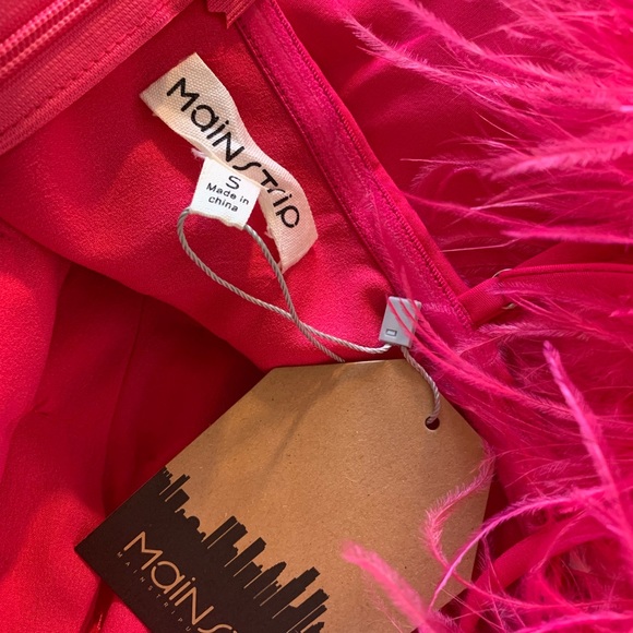 Pink Feather Top Dress - Picture 7 of 8